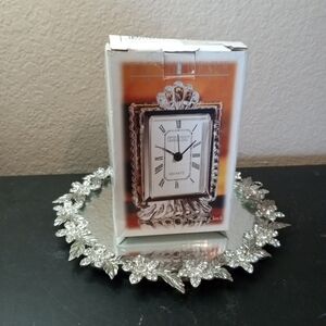 GORGEOUS NIB Fifth Avenue Crystal 4" Square CENTURY Mantle Clock